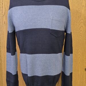 GAP Men's Crewneck Sweater - Navy and Gray Stripes